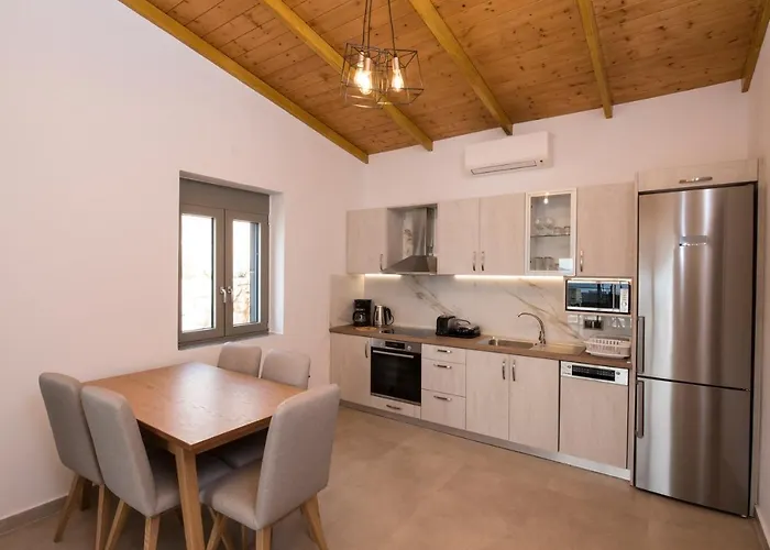 Amousso Bay Willa Marandokhórion